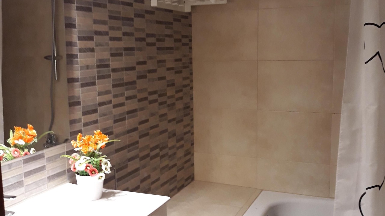Photo of Bathroom in Salou City Centre