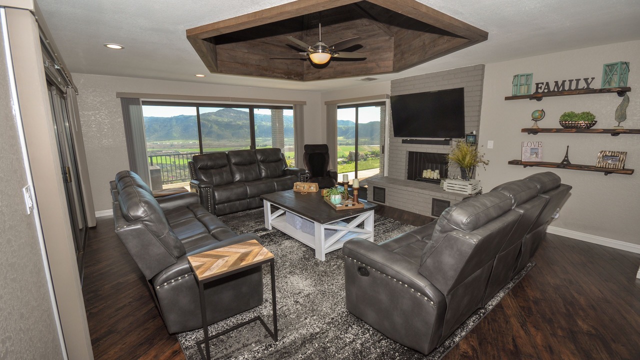 Photo of Livingroom in Escondido