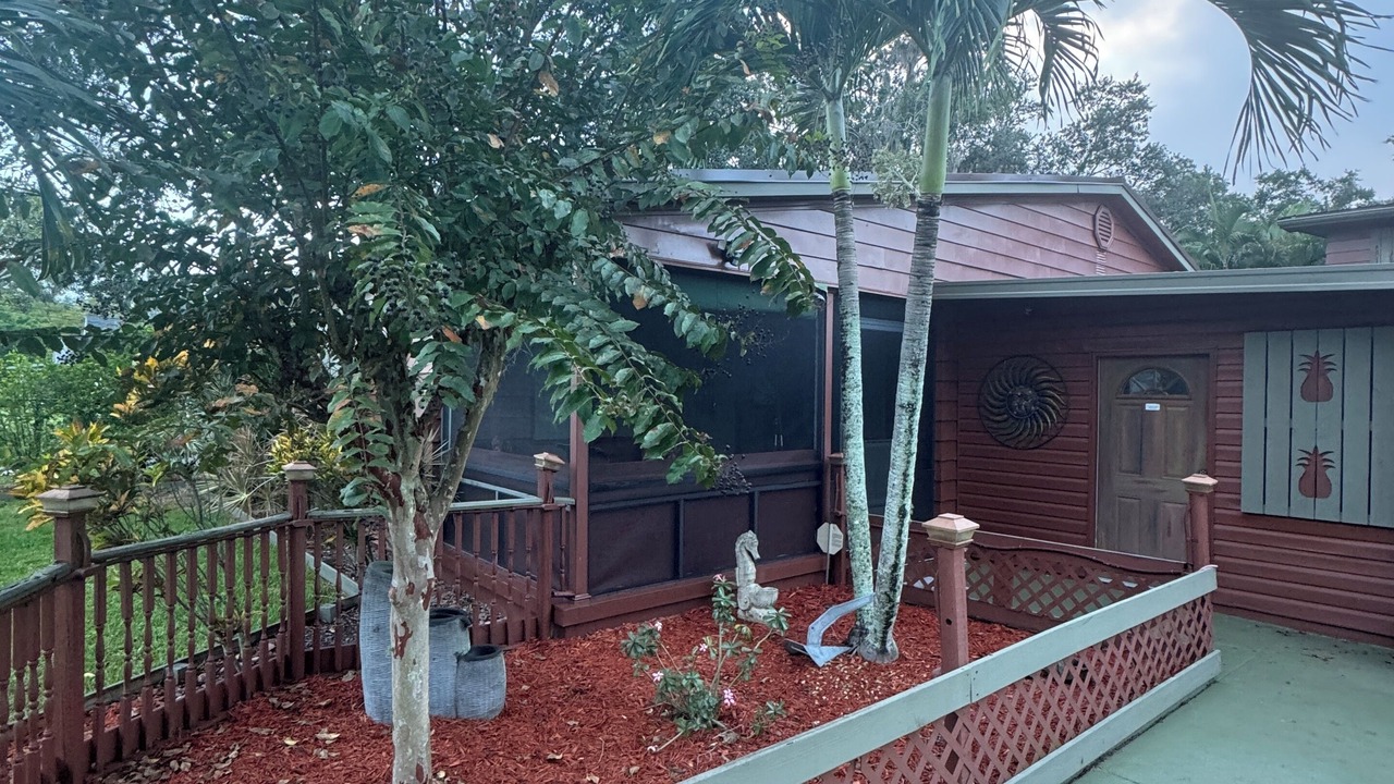 Photo of Patio Balcony in Fedhaven
