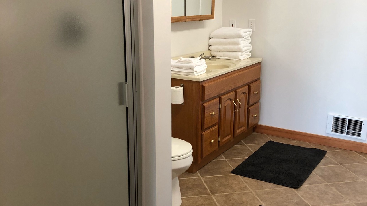 Photo of Bathroom in Coolin