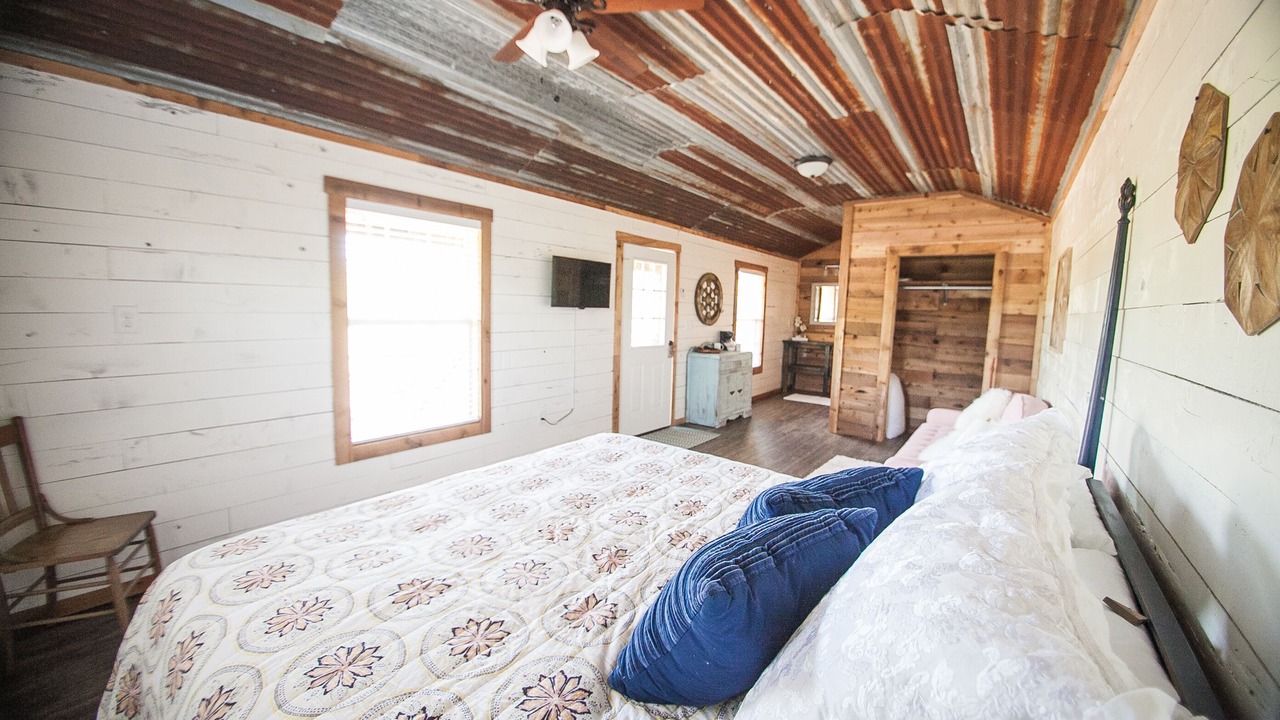 Photo of Bedroom in Driftwood