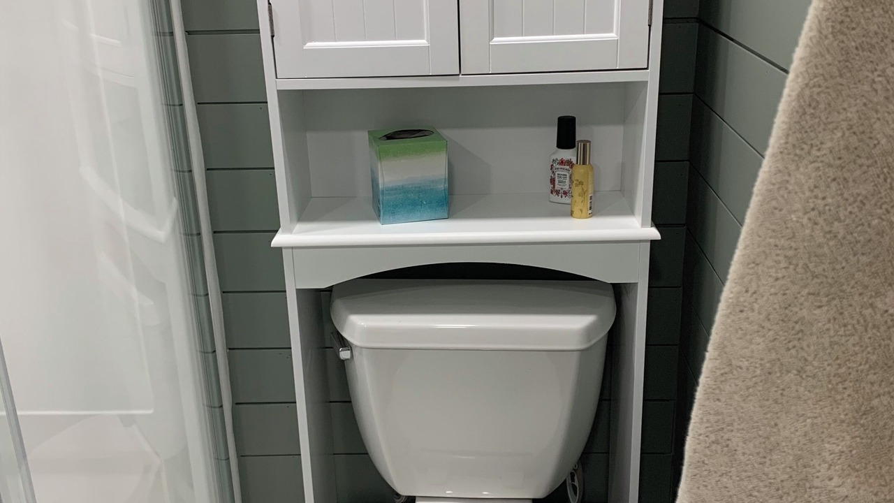 Photo of Bathroom in Goreville