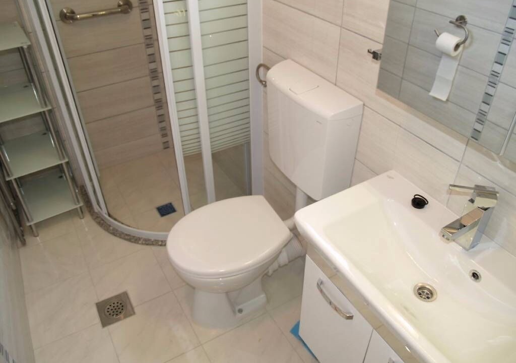 Photo of Bathroom in Preko