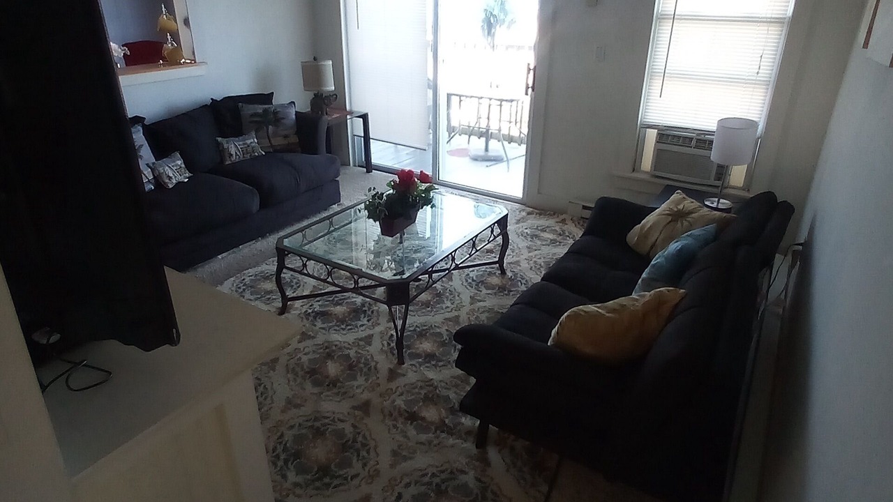 Photo of Livingroom in Hull