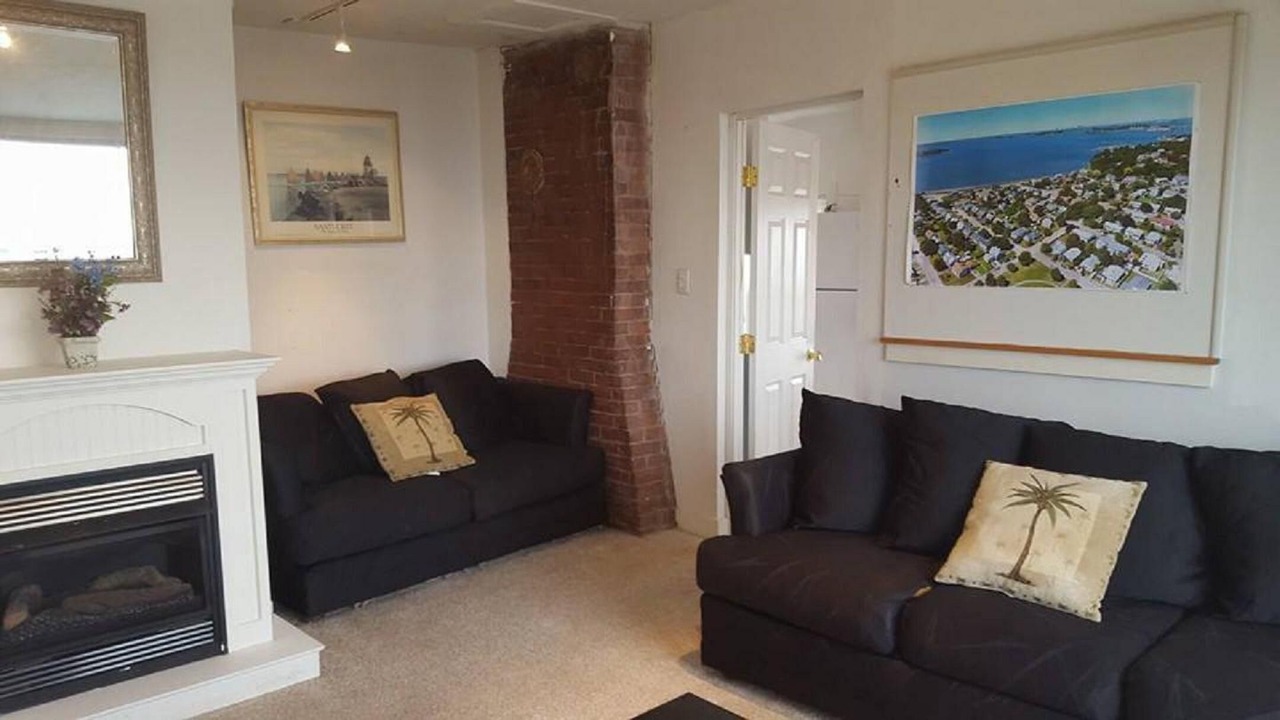 Photo of Livingroom in Hull