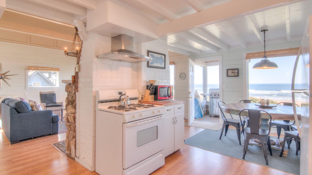 Photo of Others in Roads End