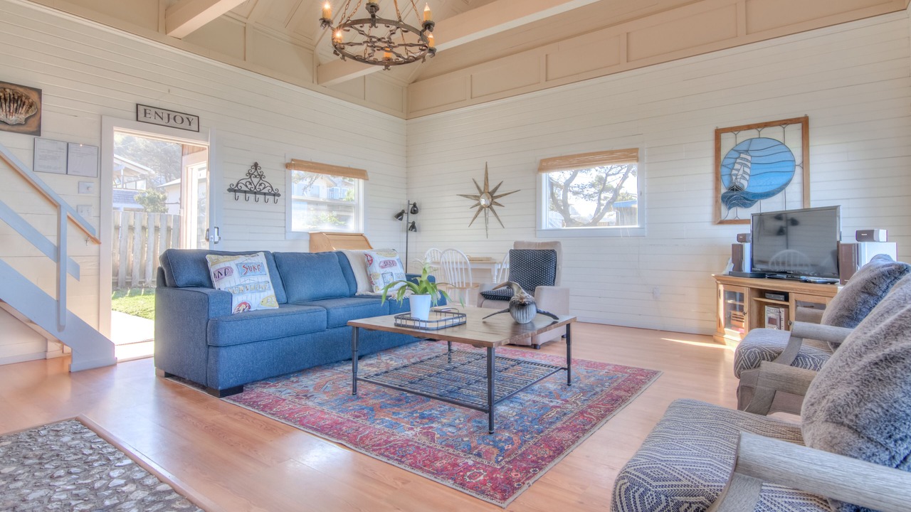 Photo of Others in Roads End