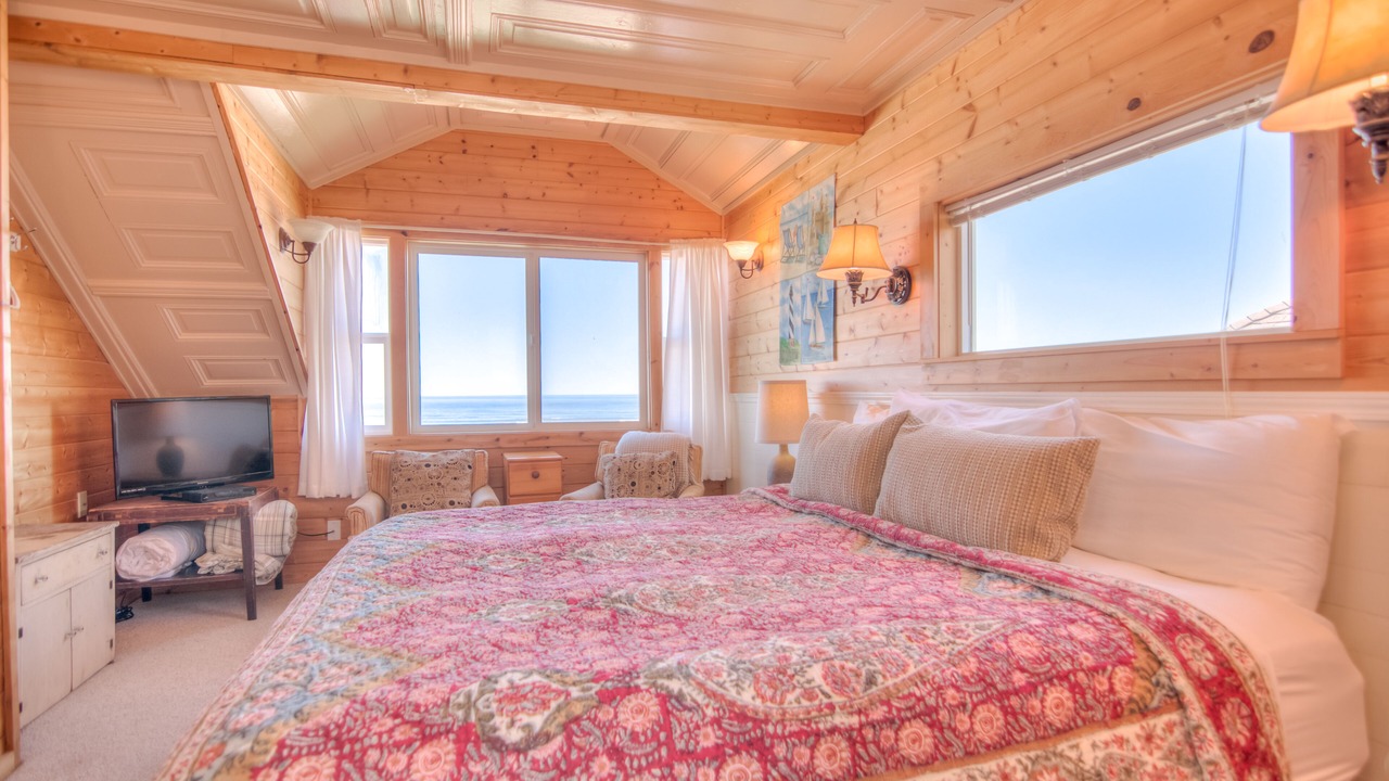 Photo of Others in Roads End