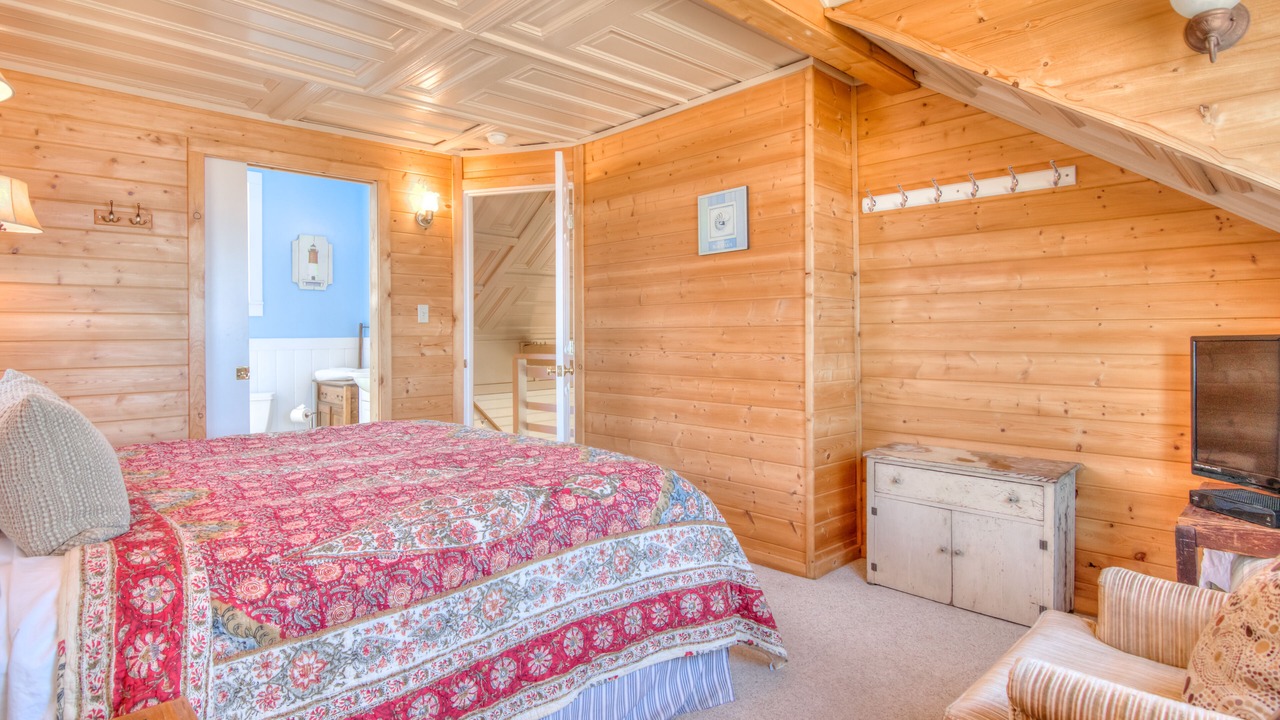 Photo of Others in Roads End