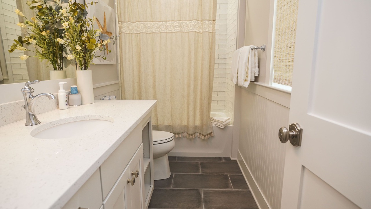 Photo of Bathroom in Seacrest
