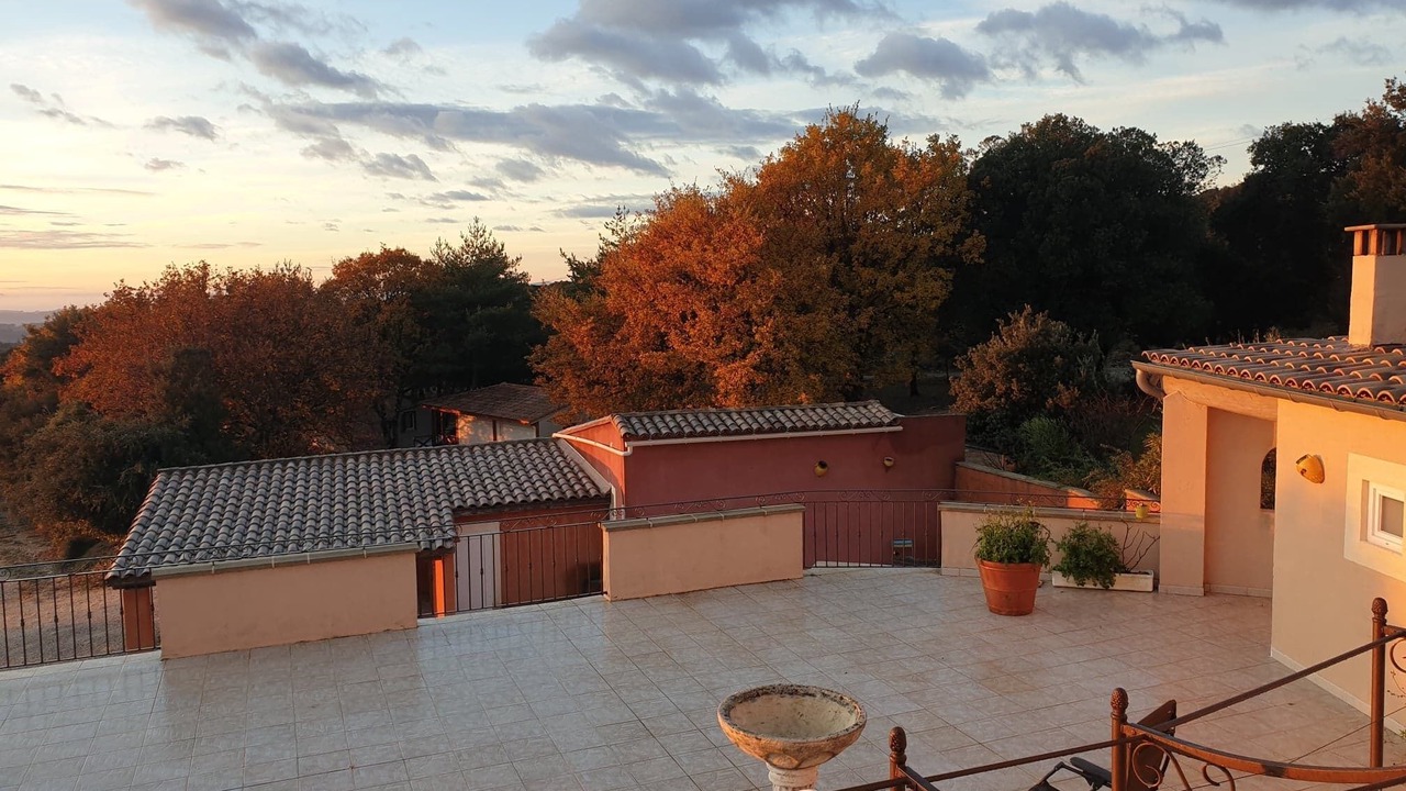 Photo of Patio Balcony in Bourg-Saint-Andeol