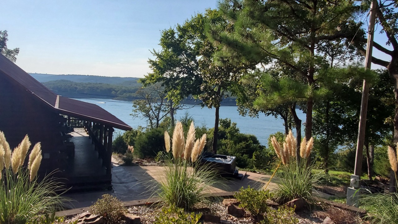 Photo of Outdoor in Cookson