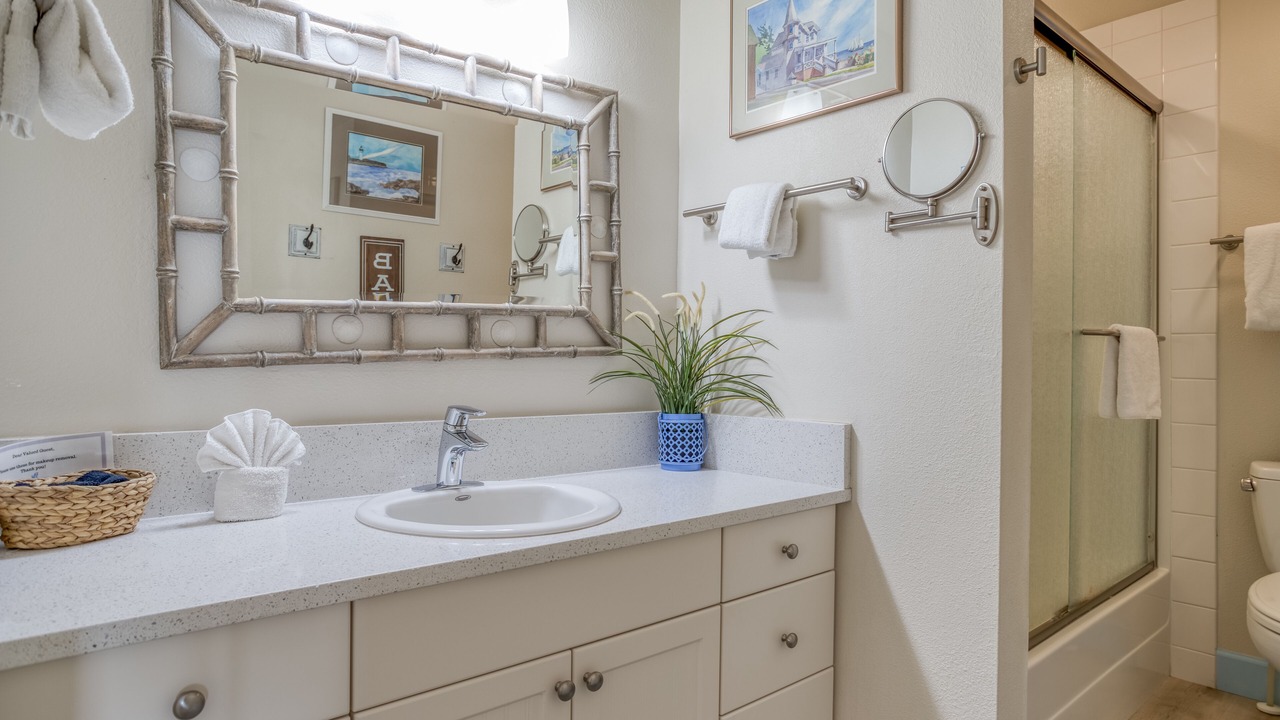 Photo of Bathroom in Neskowin