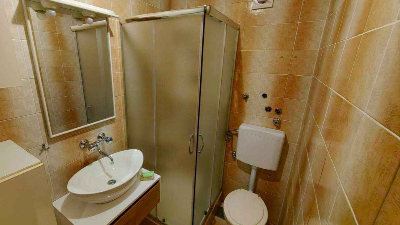Photo of Bathroom in Risika