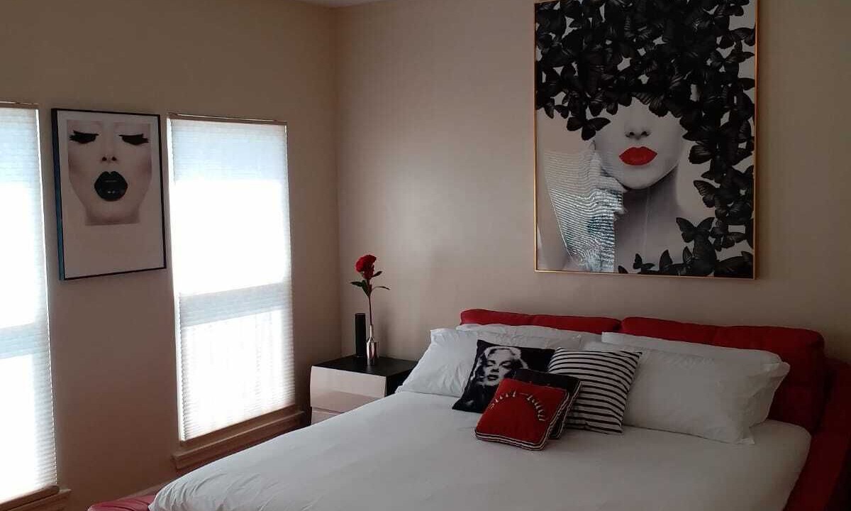 Photo of Bedroom in Downtown Los Angeles