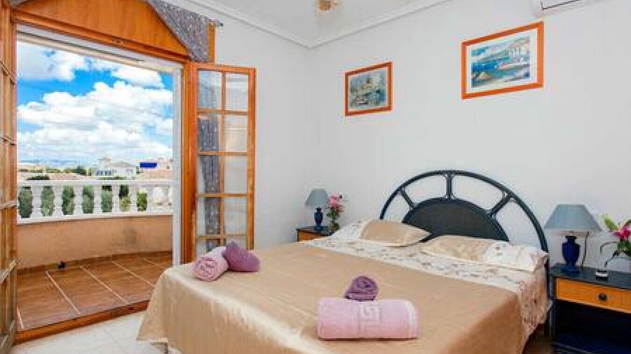 Photo of Bedroom in Quesada