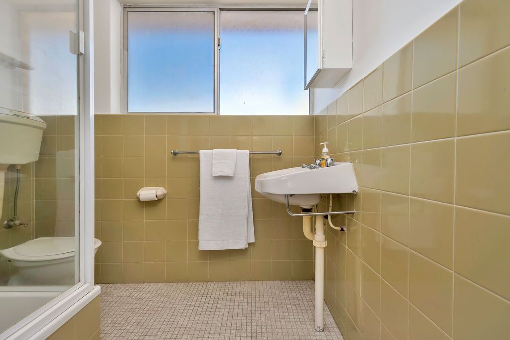 Photo of Bathroom in Semaphore