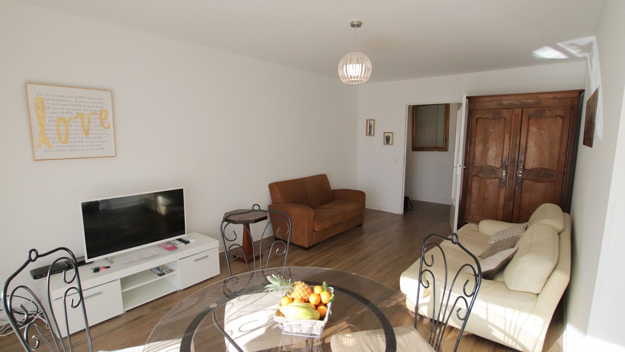 Photo of Livingroom in Les Baumettes