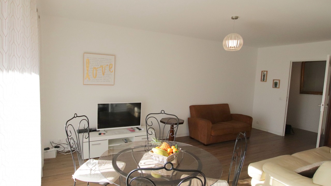 Photo of Livingroom in Les Baumettes