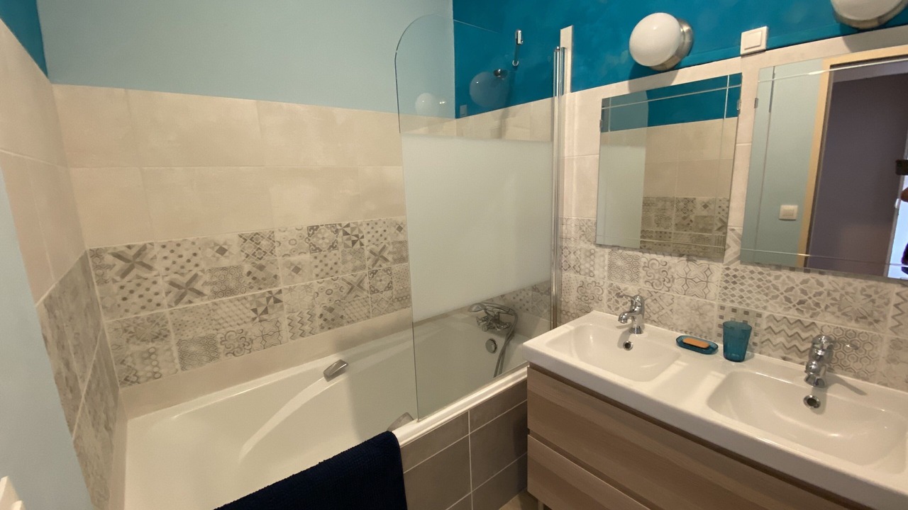 Photo of Bathroom in Montrichard