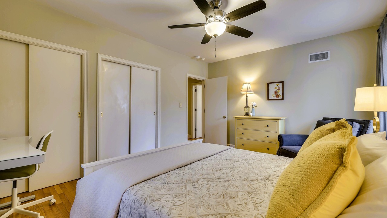 Photo of Bedroom in Summerville