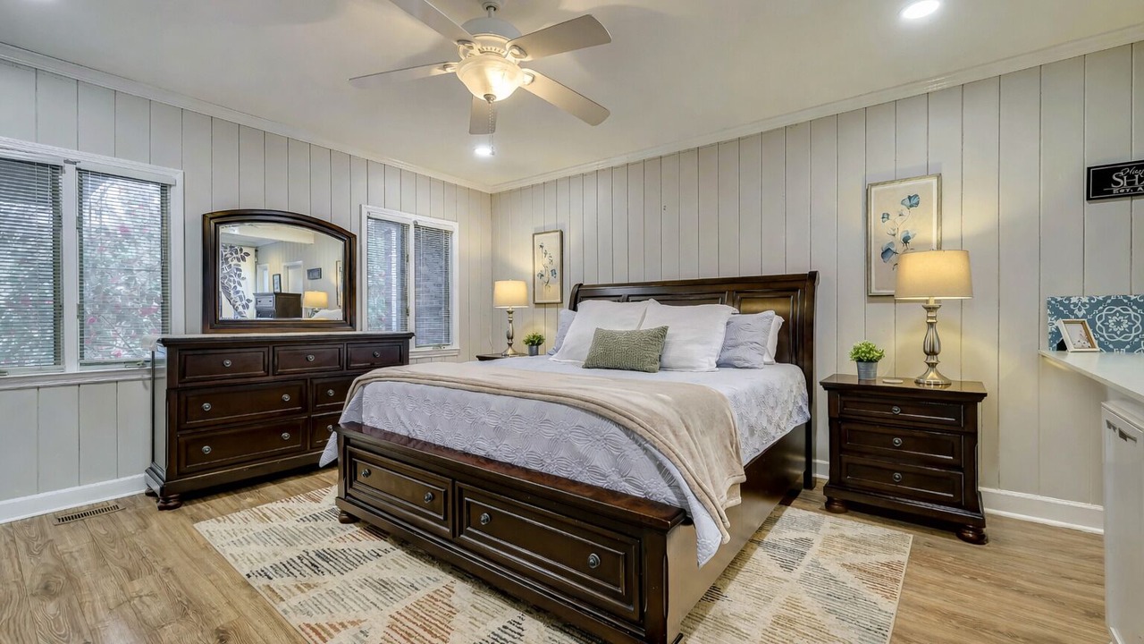 Photo of Bedroom in Summerville