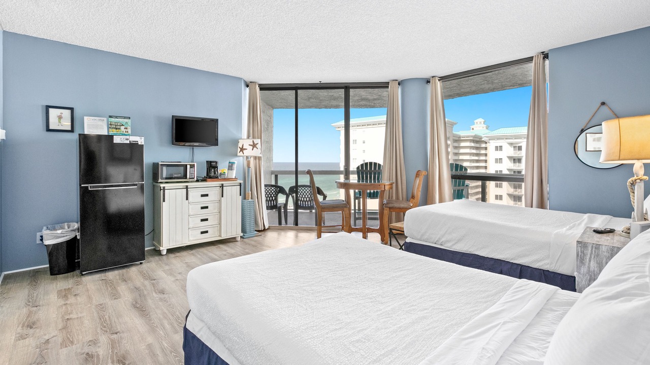 Photo of Bedroom in Miramar Beach