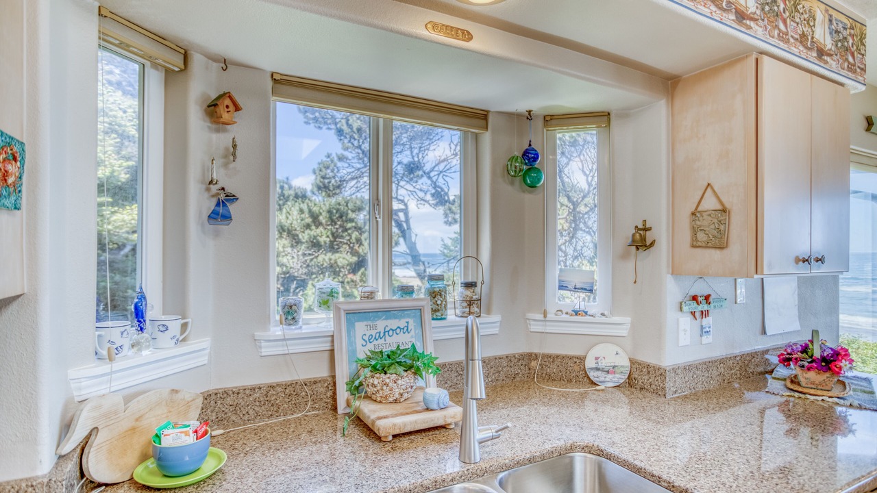 Photo of Others in Lincoln City