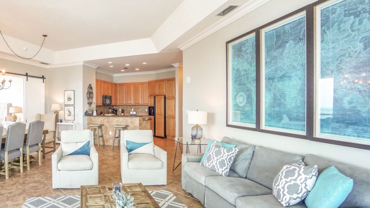 Photo of Livingroom in Pensacola Beach