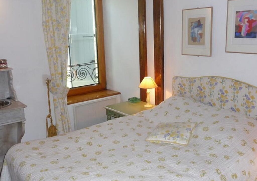 Photo of Bedroom in Tauriac-de-Naucelle
