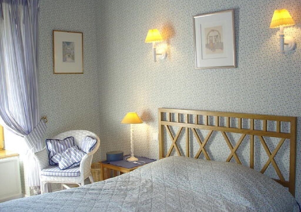 Photo of Bedroom in Tauriac-de-Naucelle