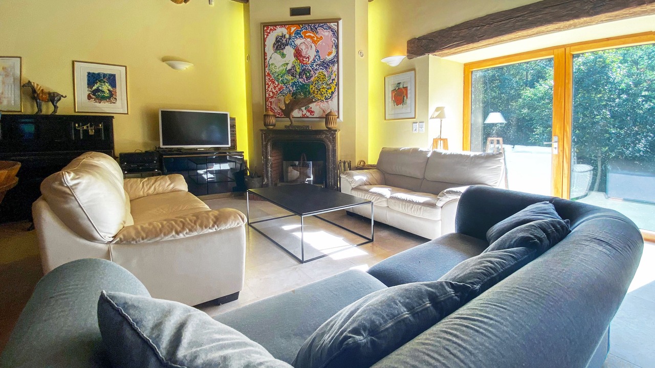 Photo of Livingroom in Tauriac-de-Naucelle