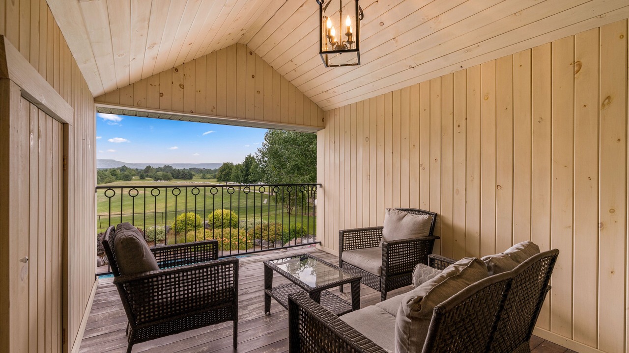 Photo of Patio Balcony in Clearview Township