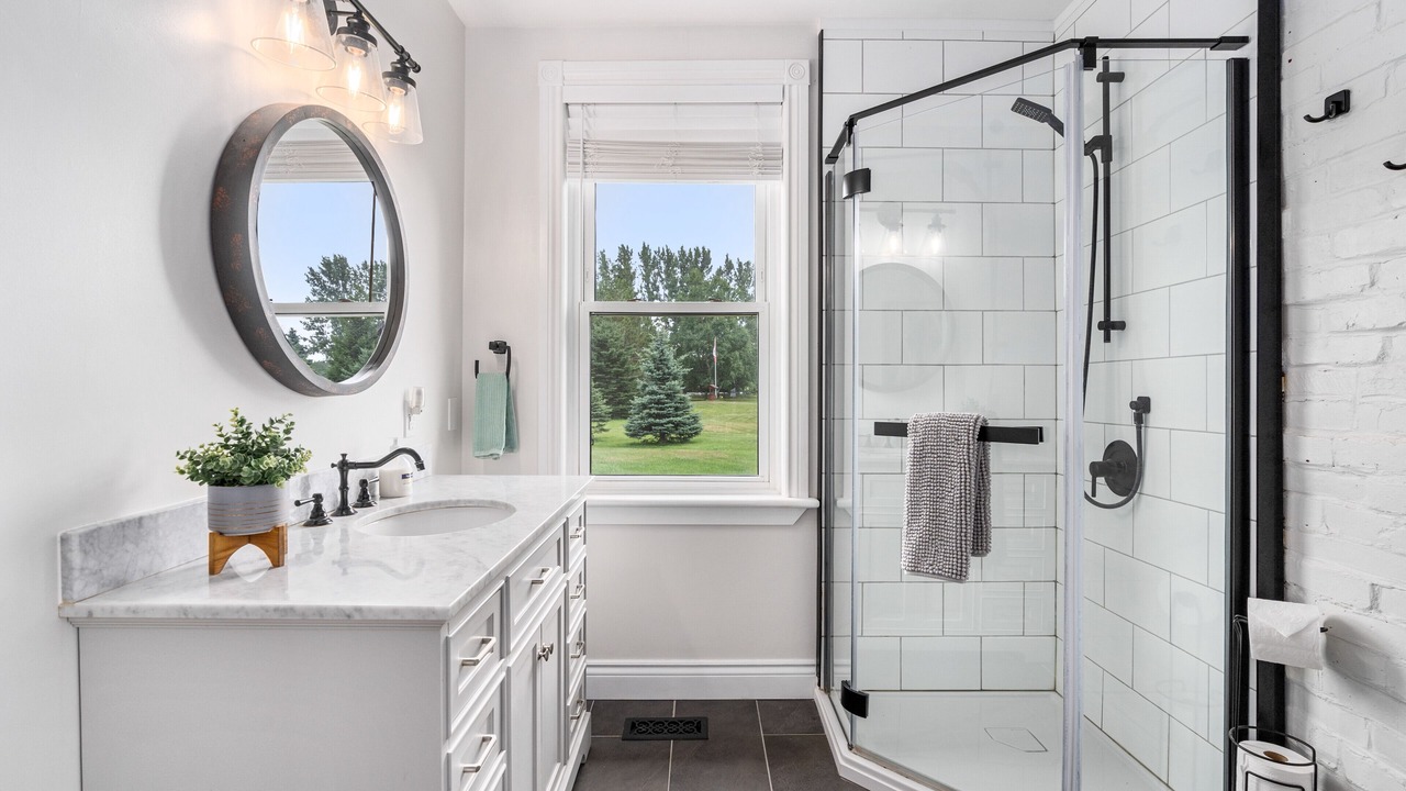 Photo of Bathroom in Clearview Township