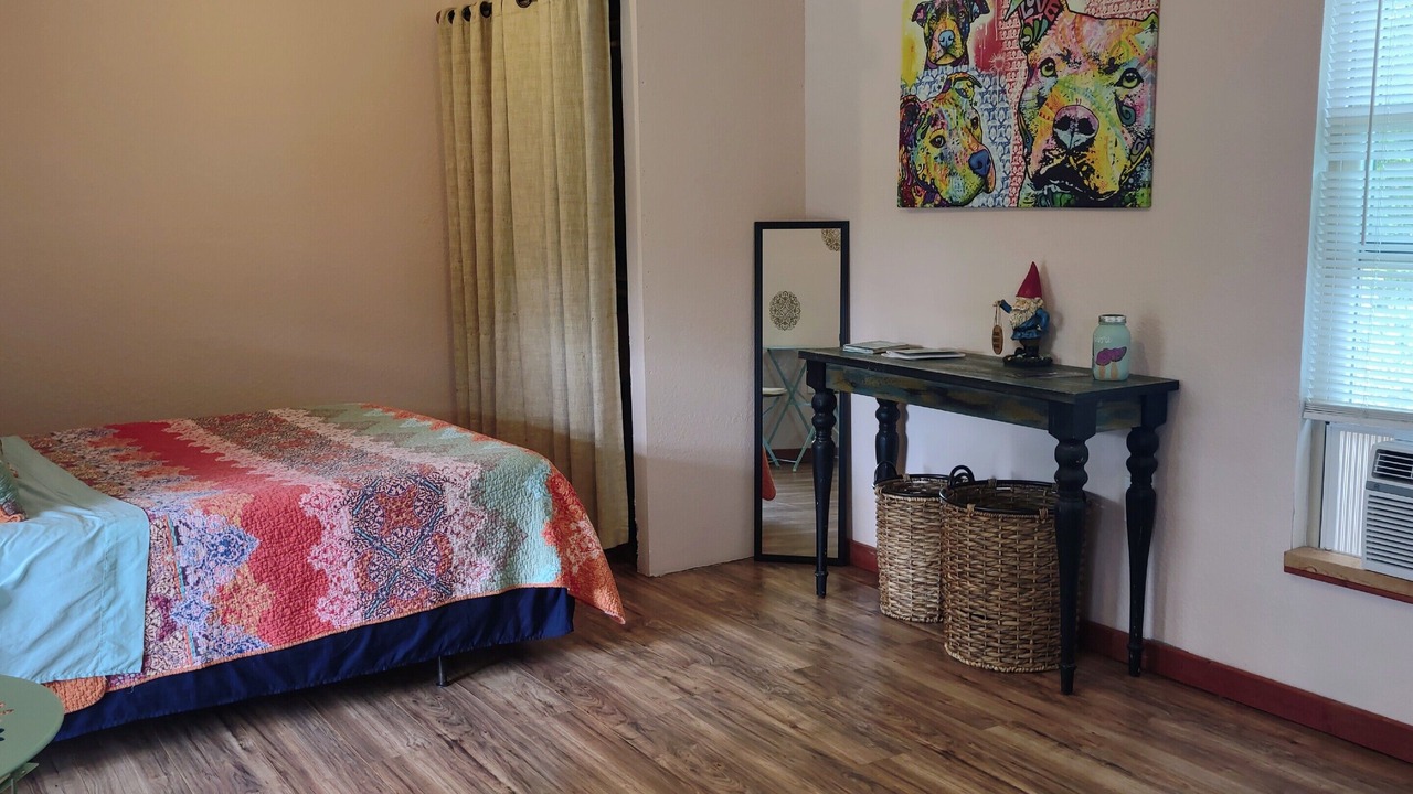 Photo of Bedroom in Sweetwater