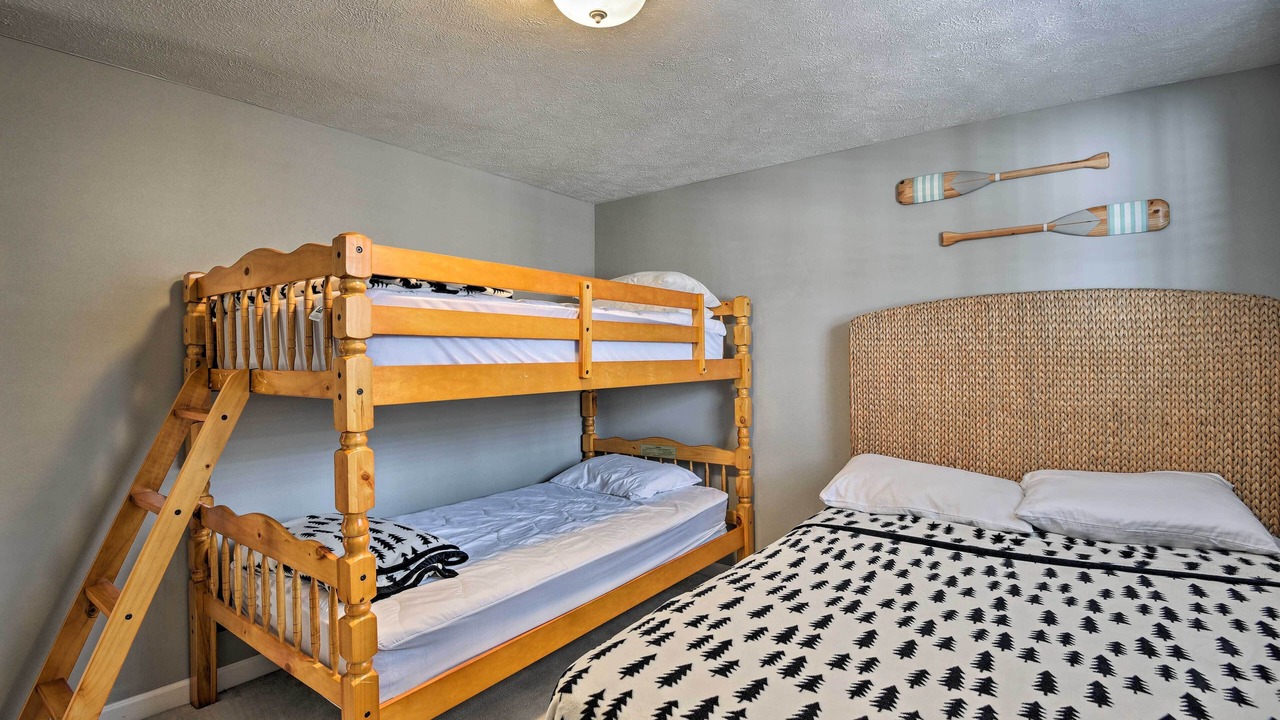 Photo of Others in Pocono Lake