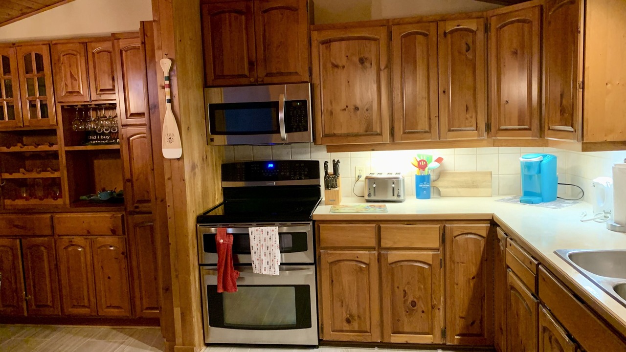 Photo of Kitchen in Grand Bend