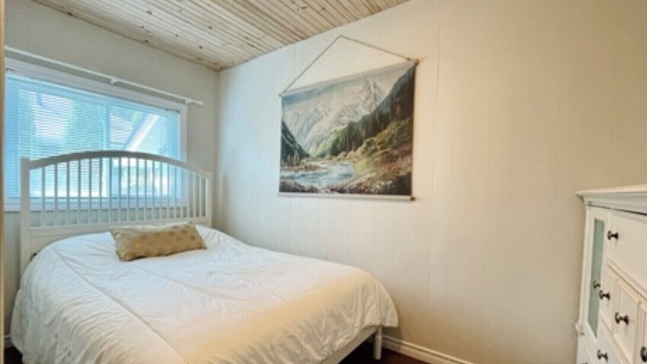 Photo of Bedroom in Oro-Medonte