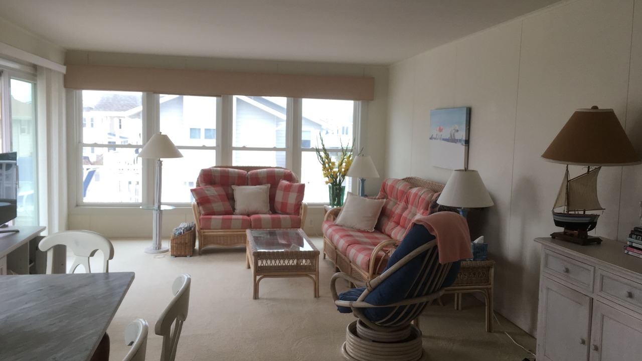Photo of Livingroom in Stone Harbor