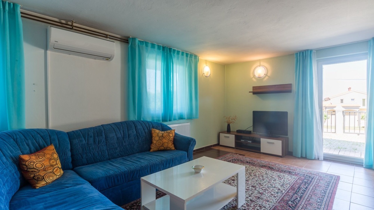 Photo of Bedroom in Zbandaj