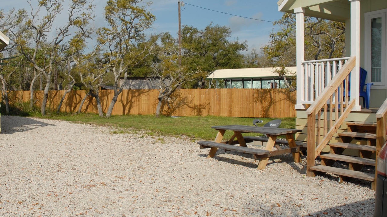 Photo of Outdoor in City-by-the Sea