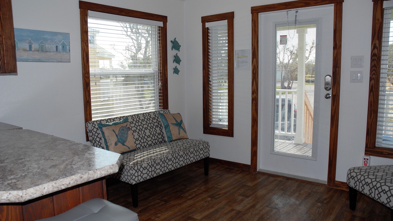 Photo of Livingroom in City-by-the Sea