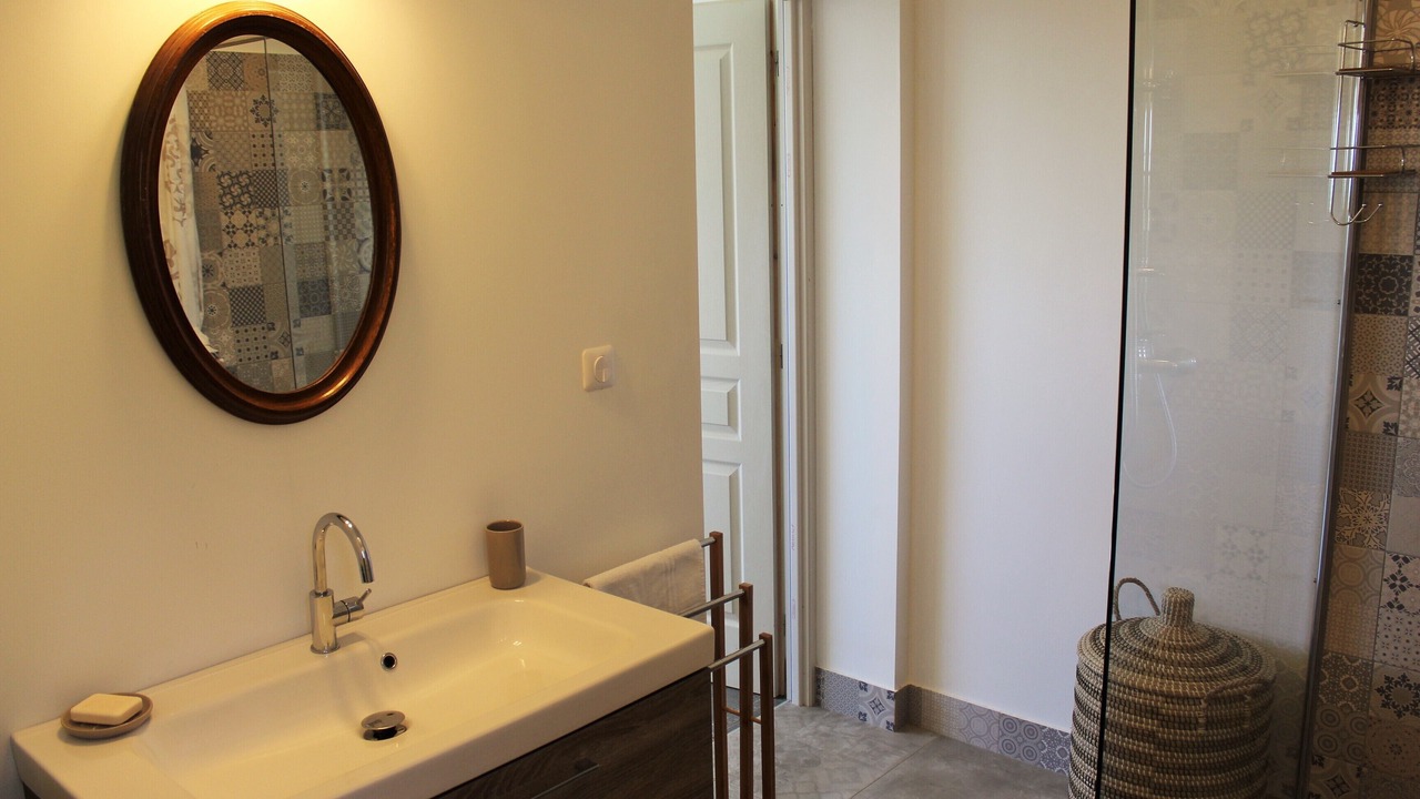 Photo of Bathroom in Saint-Julien-de-Peyrolas