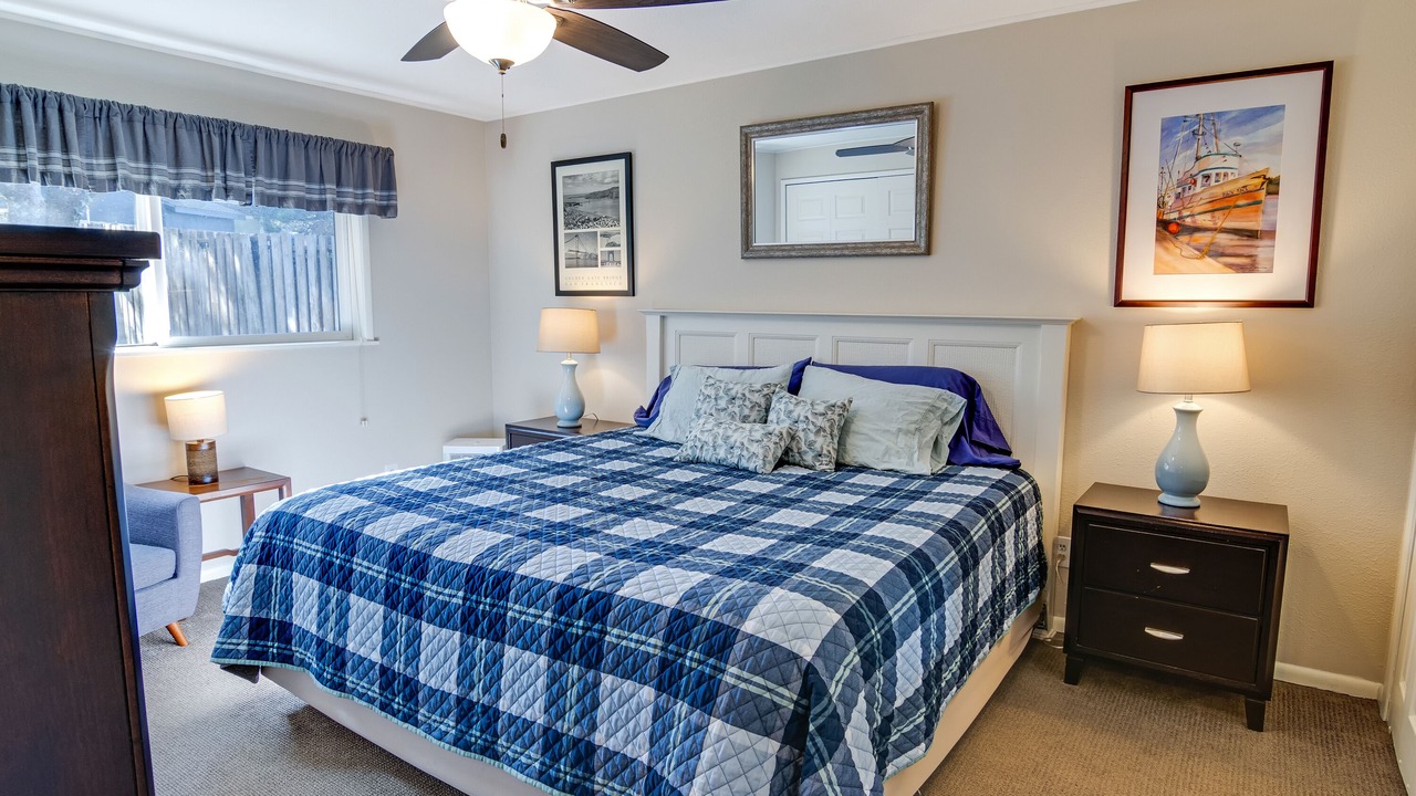 Photo of Bedroom in Yachats