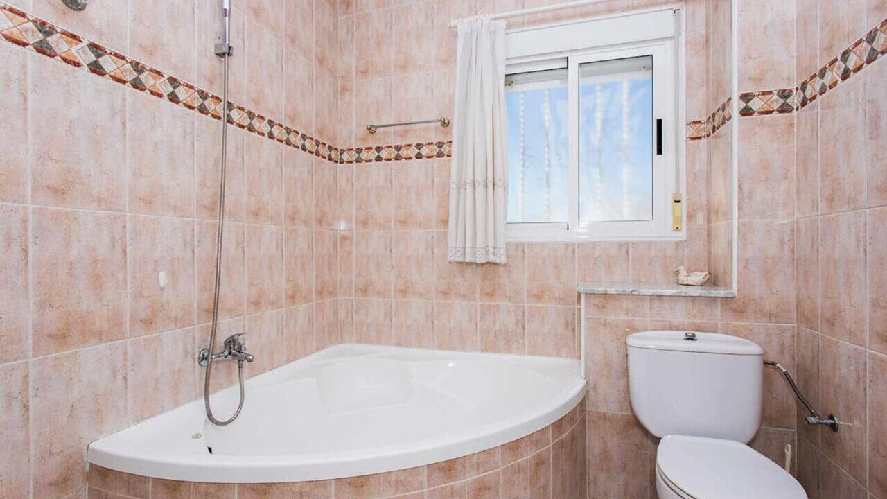 Photo of Bathroom in Quesada