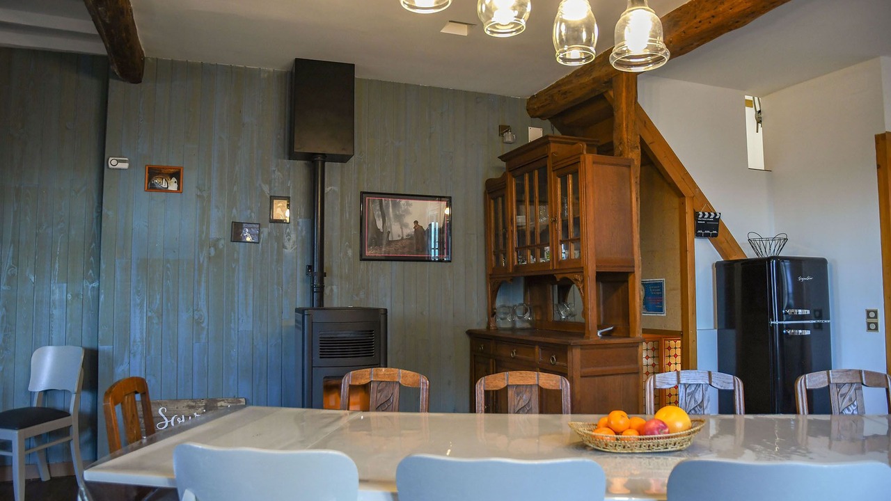 Photo of Others in Oeuilly