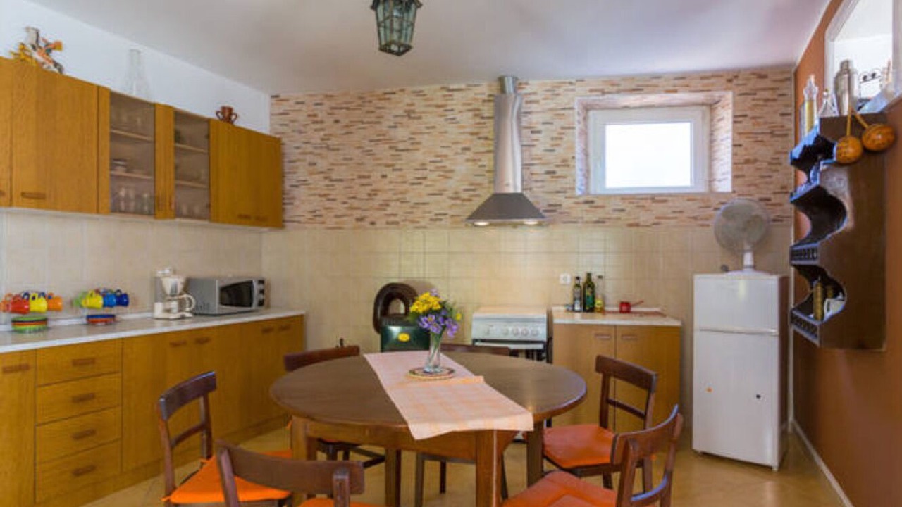 Photo of Kitchen in Komaji