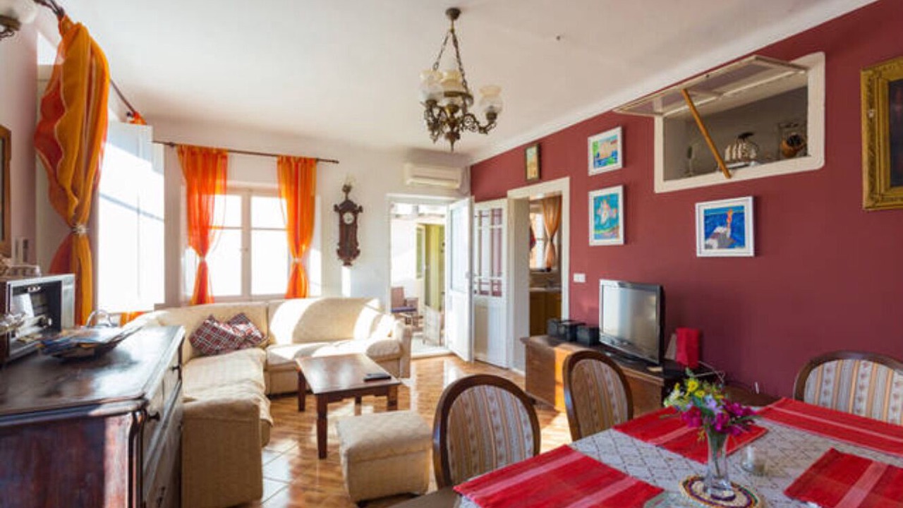 Photo of Livingroom in Komaji