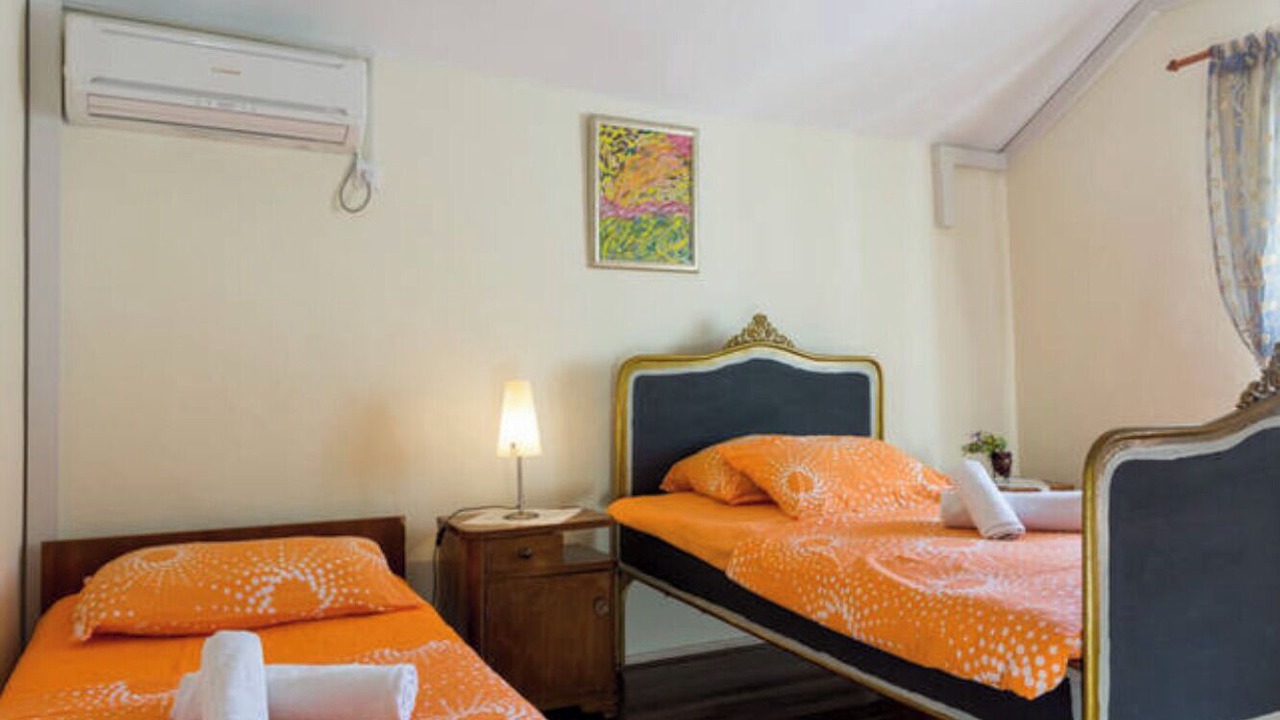 Photo of Bedroom in Komaji