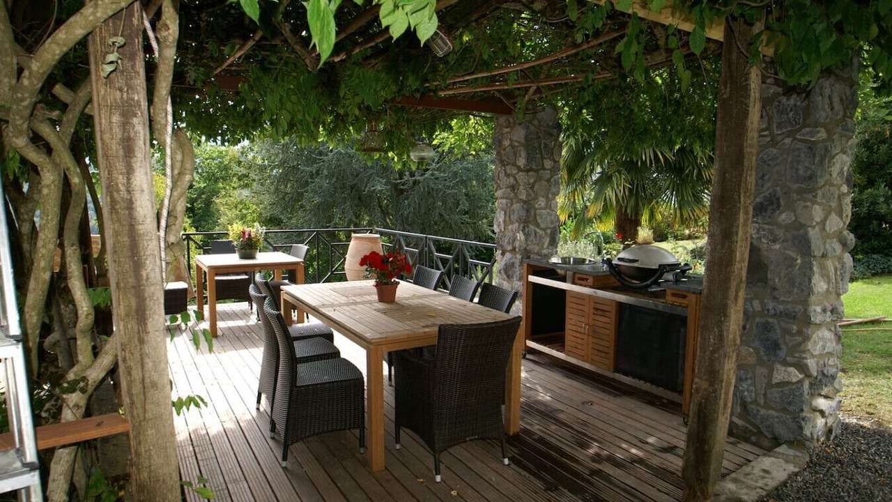 Photo of Outdoor in Salles